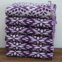 Полотенце махровое Tag Tekstil средней плотности мягкое впитывающее 70х140 см цвет фиолетовый (Lilak)